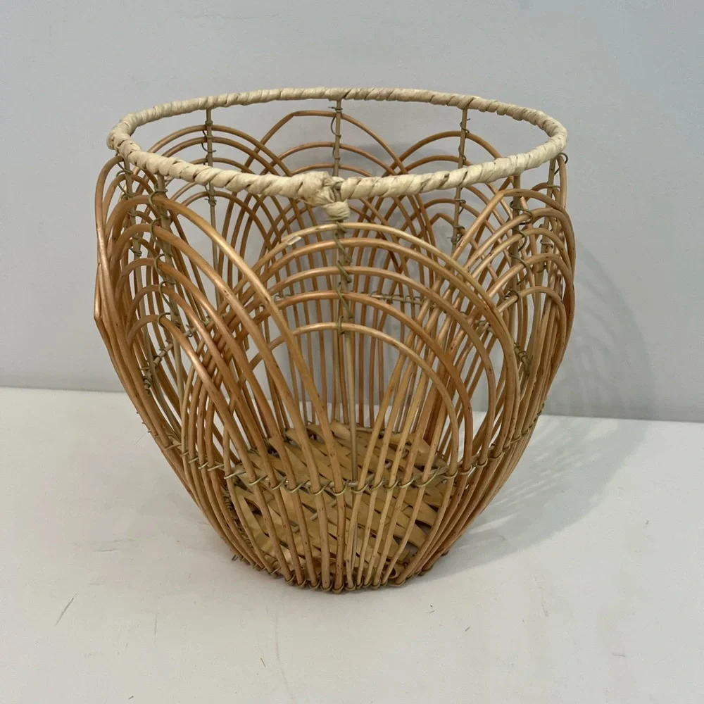 Rattan Wicker Planter Round Arches